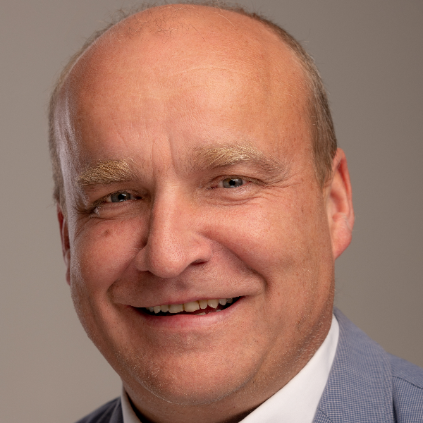  Ansgar Muhle