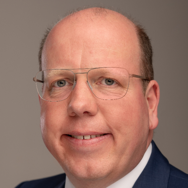  Sven Oesten